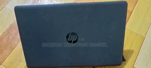 Laptop HP 15 4GB Intel HDD 1T