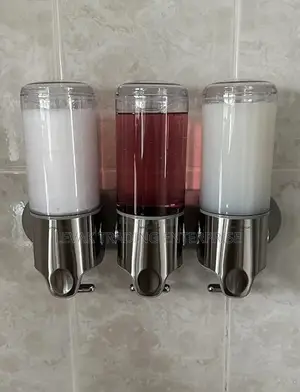 90 GHC 300 GHC- 500ml Manuel Soap Dispenser- Sanitizer Dispenser