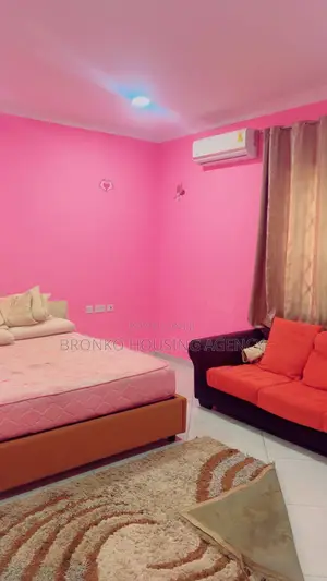 Furnished 3bdrm Townhouse / Terrace in Bronko Housing, Sakumono