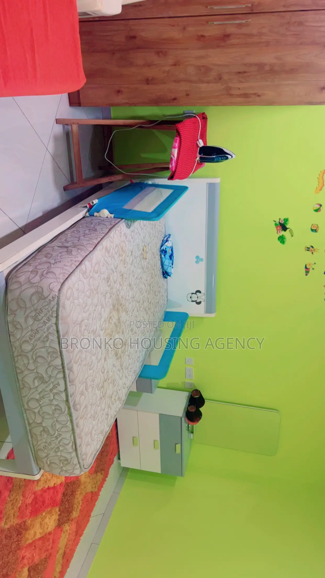 Furnished 3bdrm Townhouse / Terrace in Bronko Housing, Sakumono