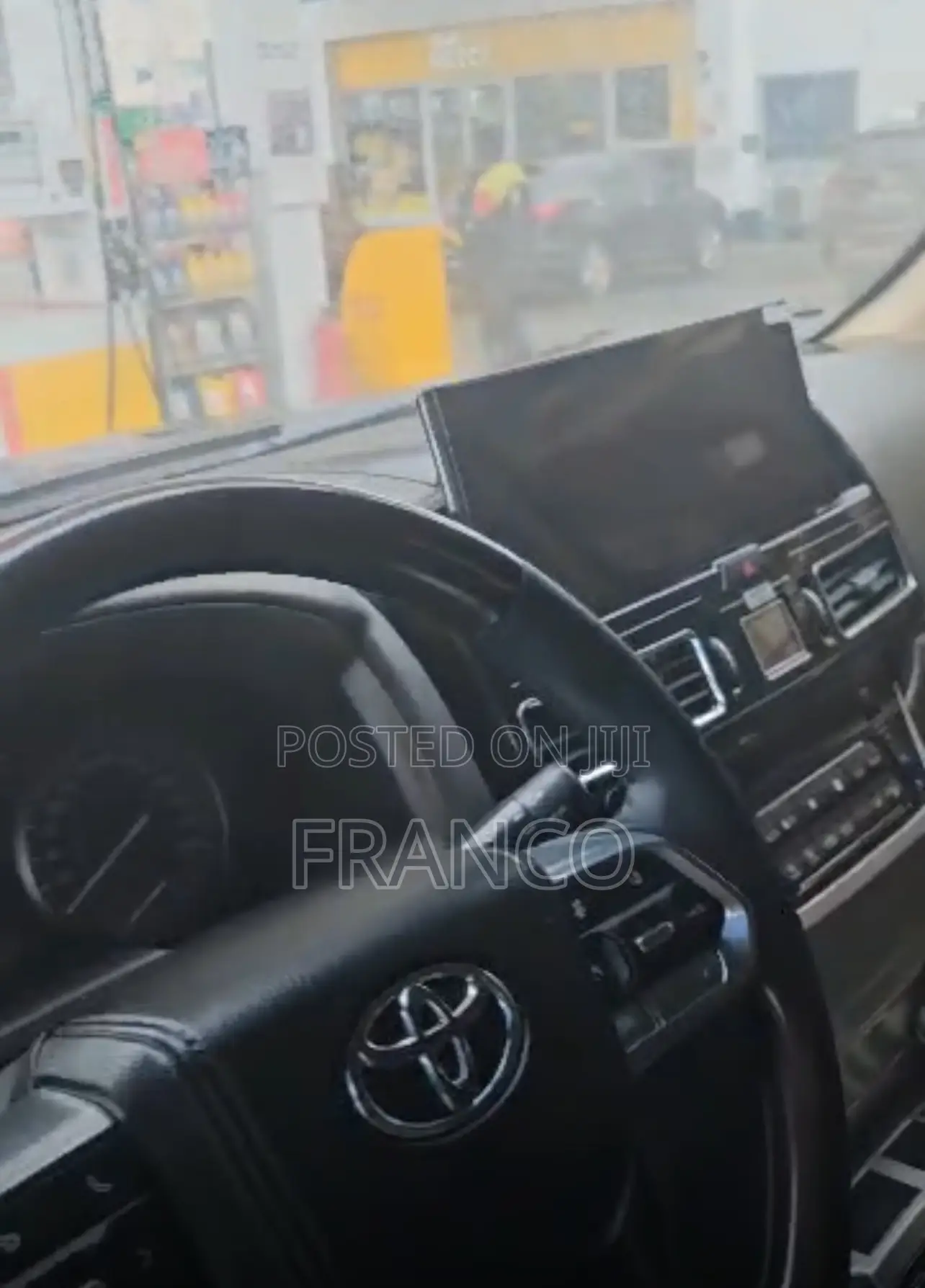 Toyota Land Cruiser 4.6 V8 GXR 2017 Black