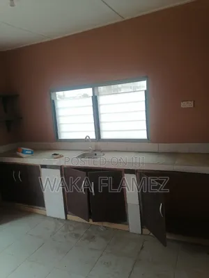 2bdrm House in Damas 1 Estate, Accra Metropolitan for sale