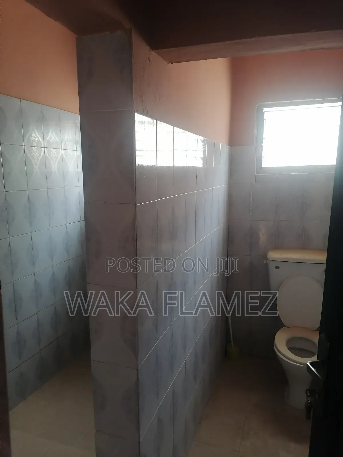 2bdrm House in Damas 1 Estate, Accra Metropolitan for sale