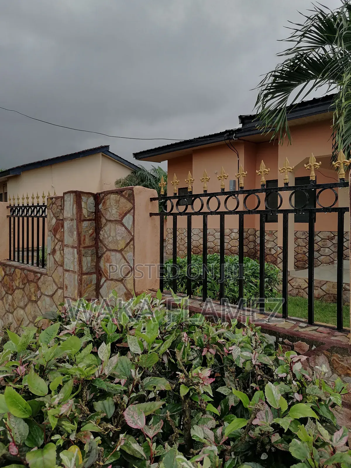 3bdrm House in Satellite, Accra Metropolitan for sale