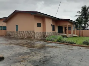 3bdrm House in Satellite, Accra Metropolitan for sale