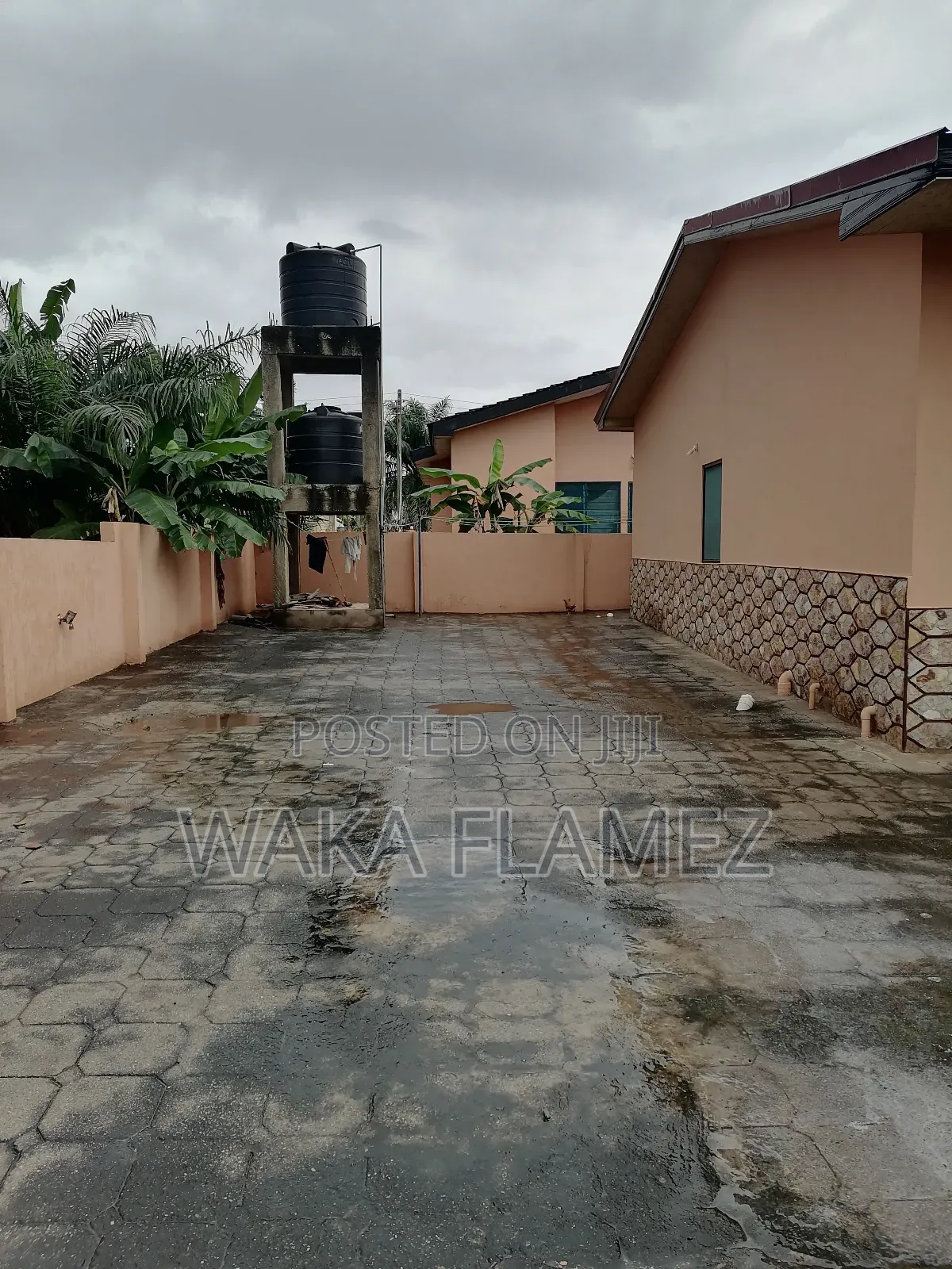 3bdrm House in Satellite, Accra Metropolitan for sale