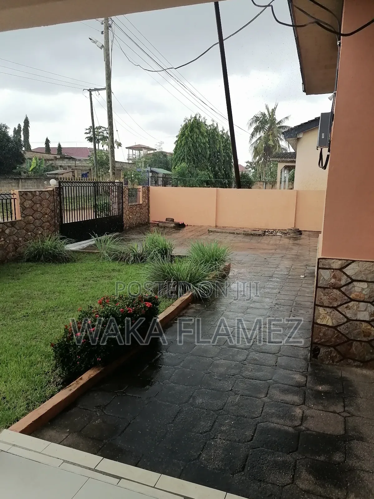 3bdrm House in Satellite, Accra Metropolitan for sale