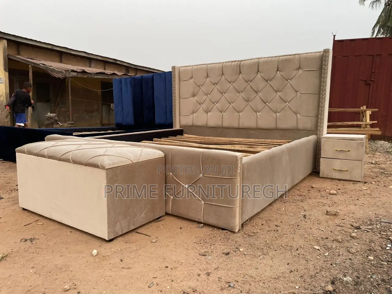 Double Frame Ottoman and 1side Drawer
