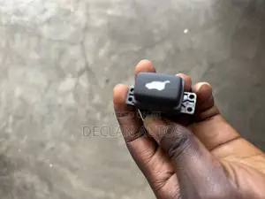 Honda Cr-v 2016 - 2025 Tailgate Open Switch