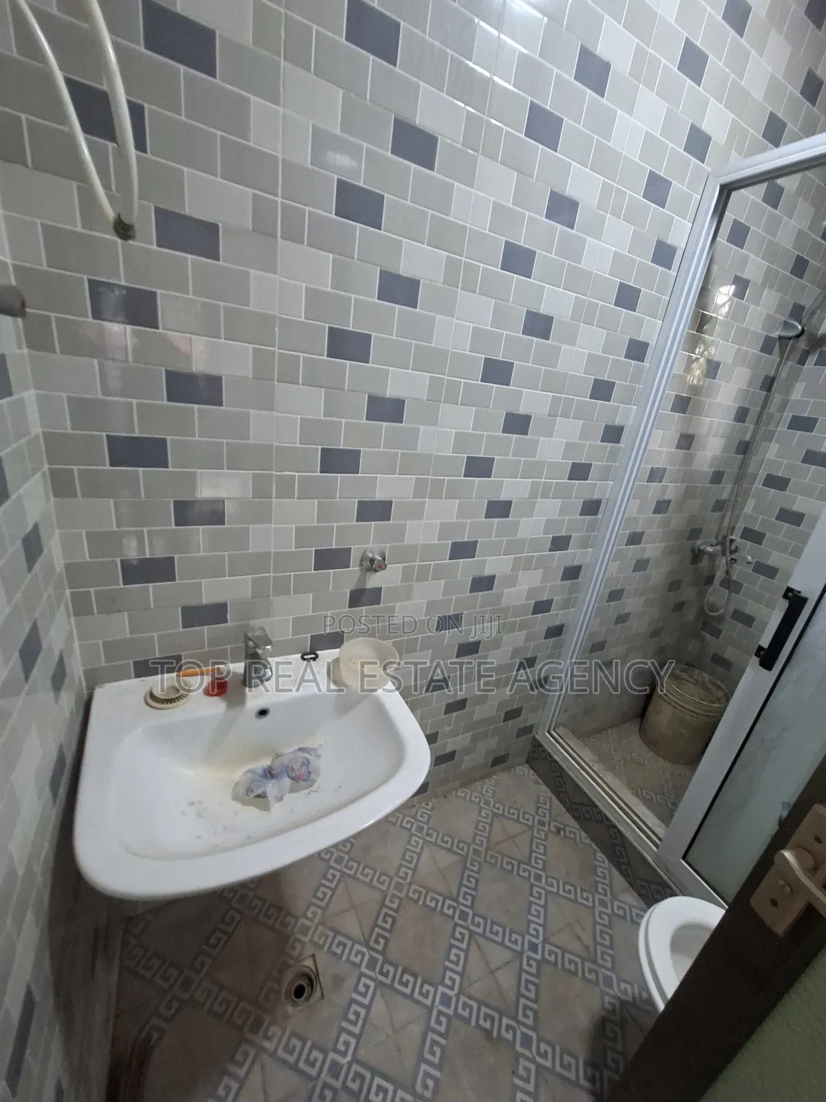 2bdrm Apartment in Adenta, Danfa for rent