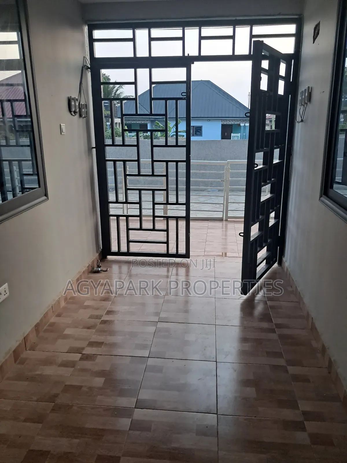 2bdrm Apartment in Obeyeyie, Amasaman for rent