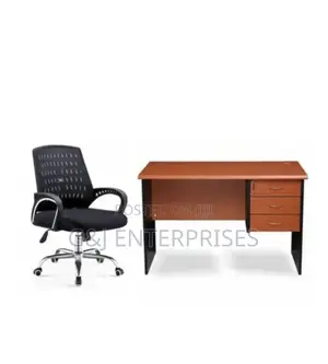 Managers Office Table Ans Swivel Chair