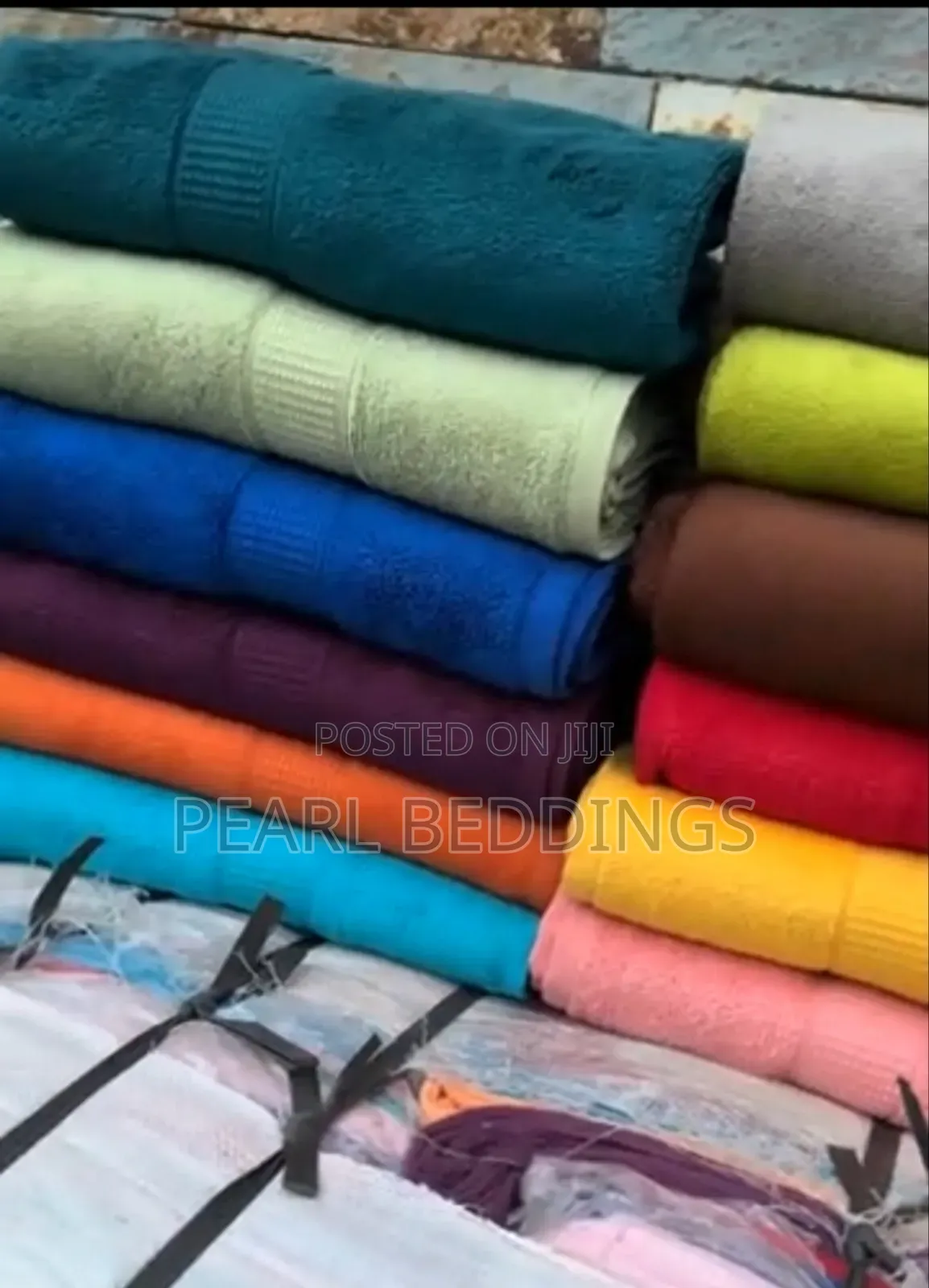 Premium Quality High Grade 100% Cotton Bath Towel Available In Colors