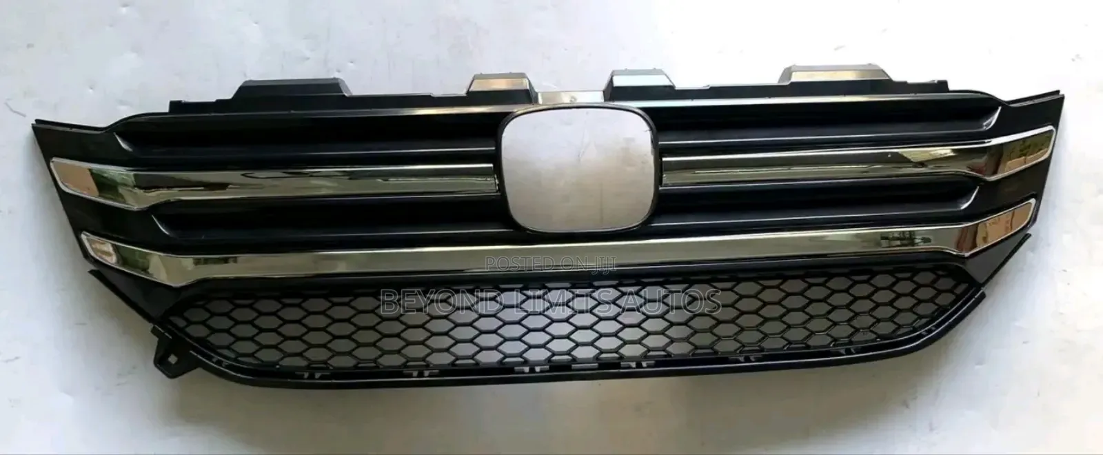 Honda Pilot 2016,2017,2018,2019 Top Grille/ Front Grille \Shell