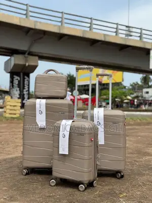 Four in One Trolley Traveling Luggage Unbreakable Pp