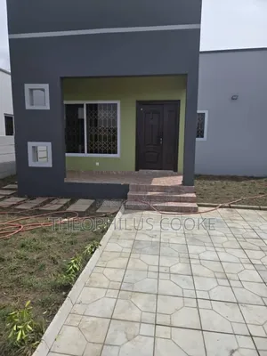 2bdrm Shared Apartment in Ubuntu Heaven, Oyibi for rent
