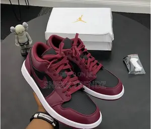 Air Jordan R1 Og Wine Black N White
