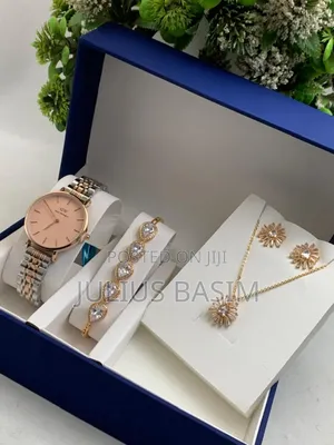 Cartier Ladies Watch Set