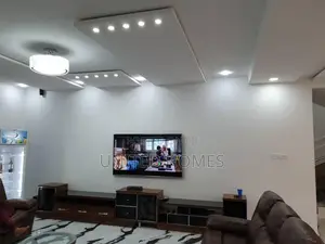 Furnished 6bdrm House in Ashomang Estate for sale