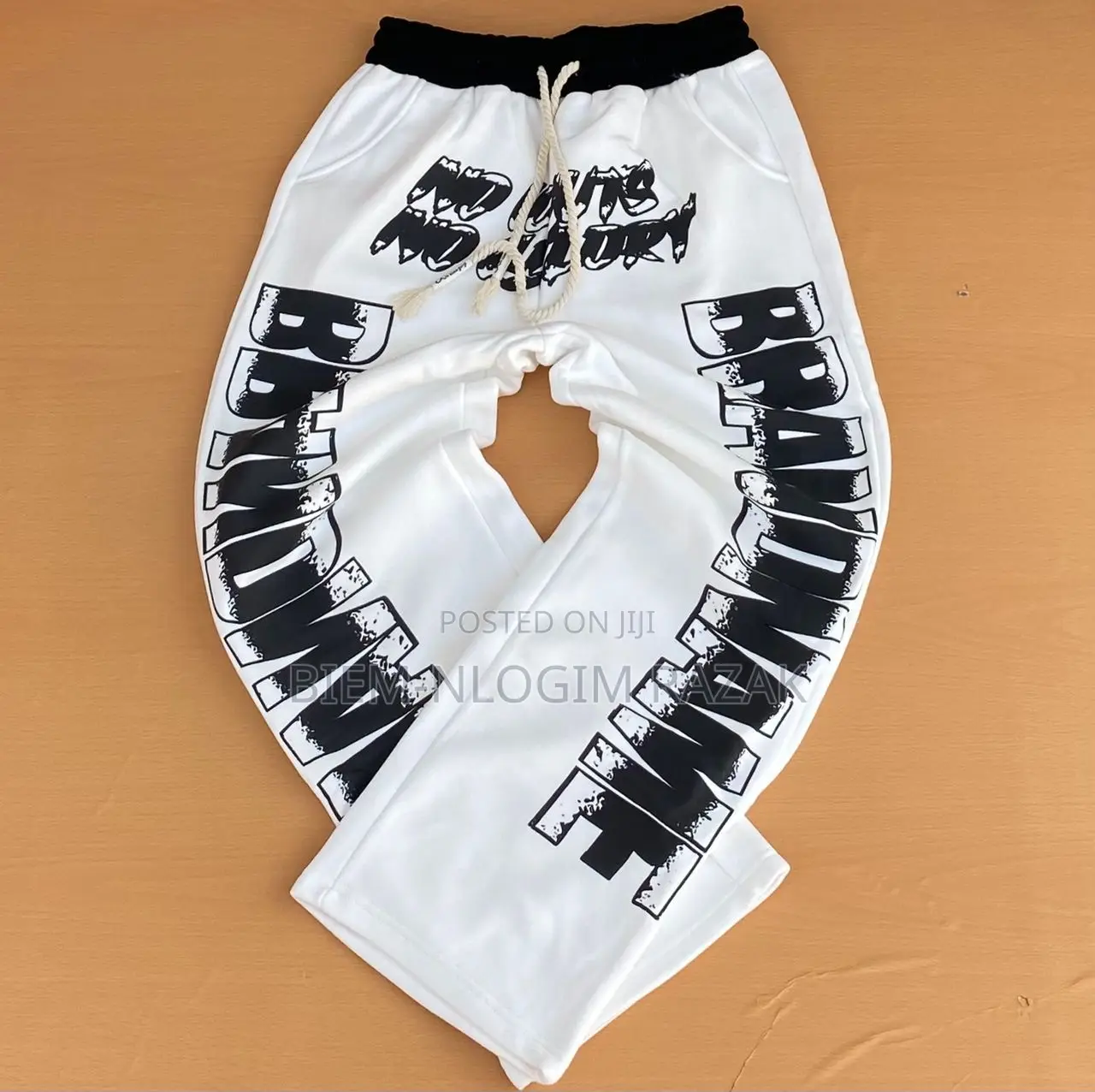 Top Quality Cargo Sweatpants Available in Stock