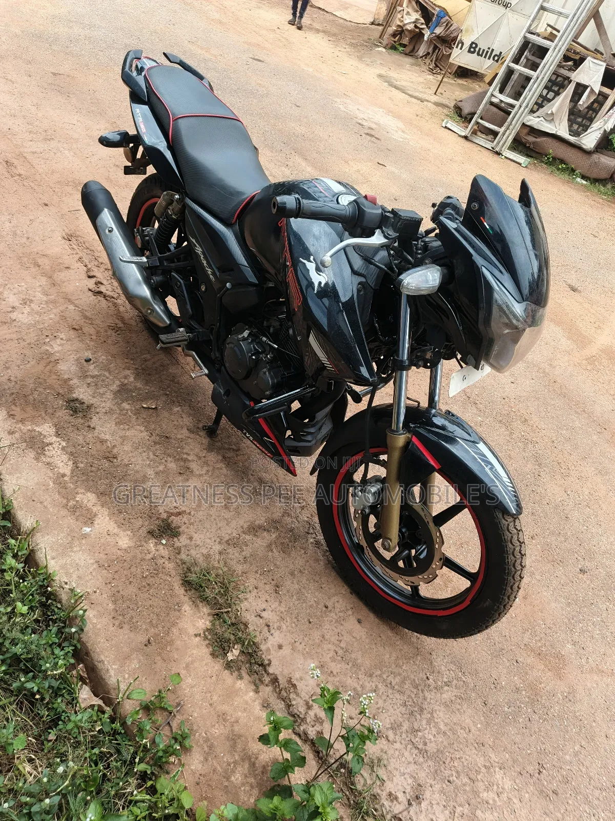 TVS Apache 180 RTR 2023 Black
