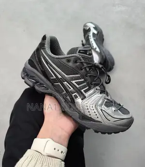 Asics Gel-Kayano 14 Black/Grey Sneakers