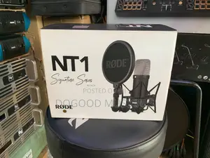 Rode Nt1 Signature Series Studio Condenser Microphone