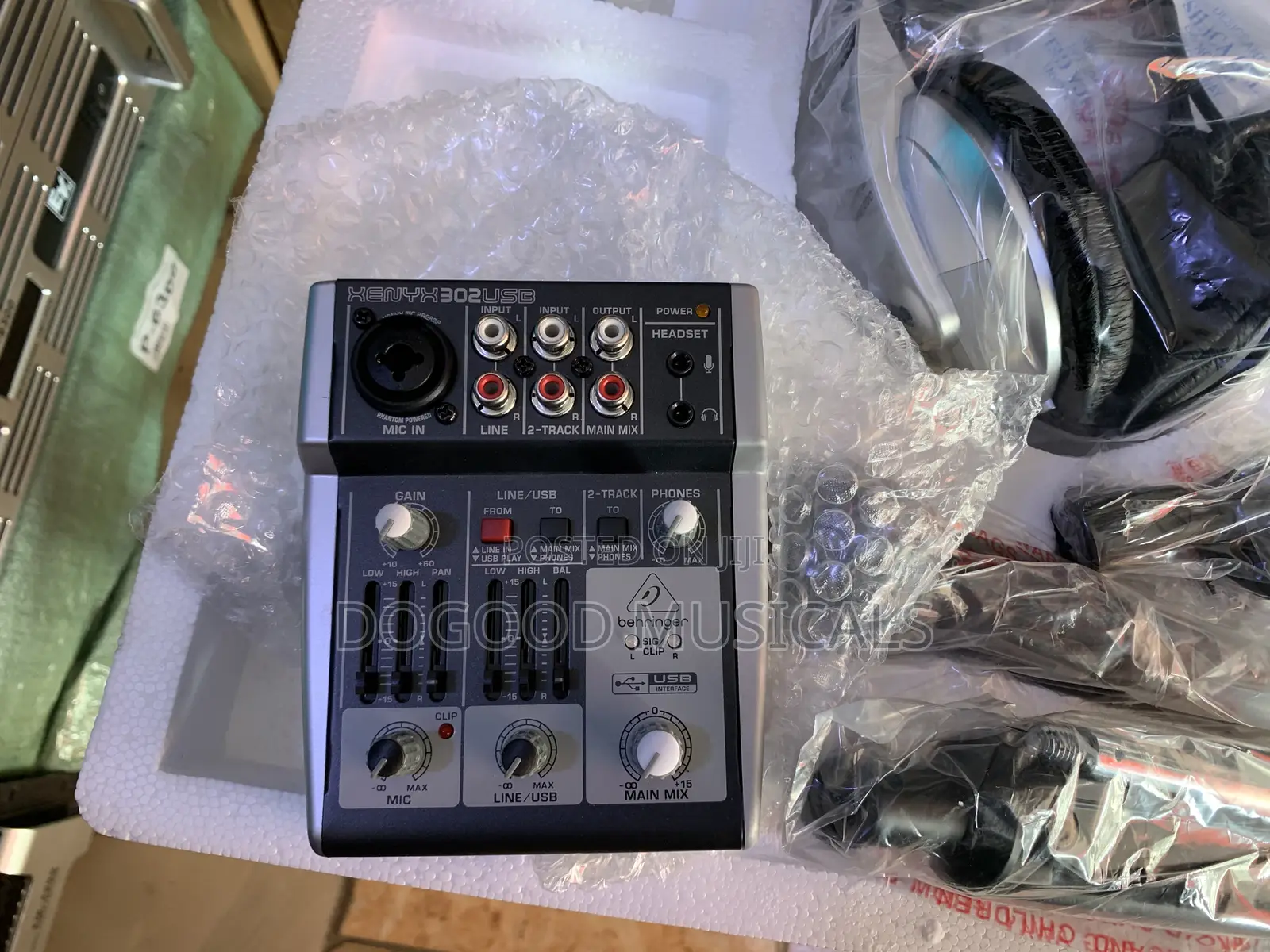 Behringer Podcastudio-2 Usb Complete Podcastudio Bundle With Usb Mixer