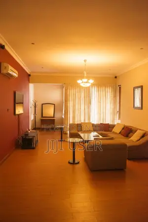 Furnished 2bdrm Apartment in Oxford Street for rent