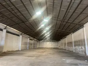 1300 Square Meters Warehouse in Dzorwulu