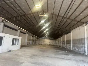 1300 Square Meters Warehouse in Dzorwulu
