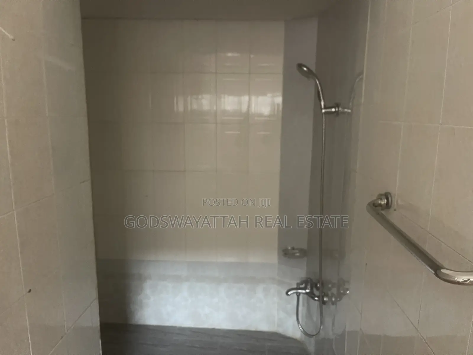 3bdrm House in East Legon, Adjiriganor for rent