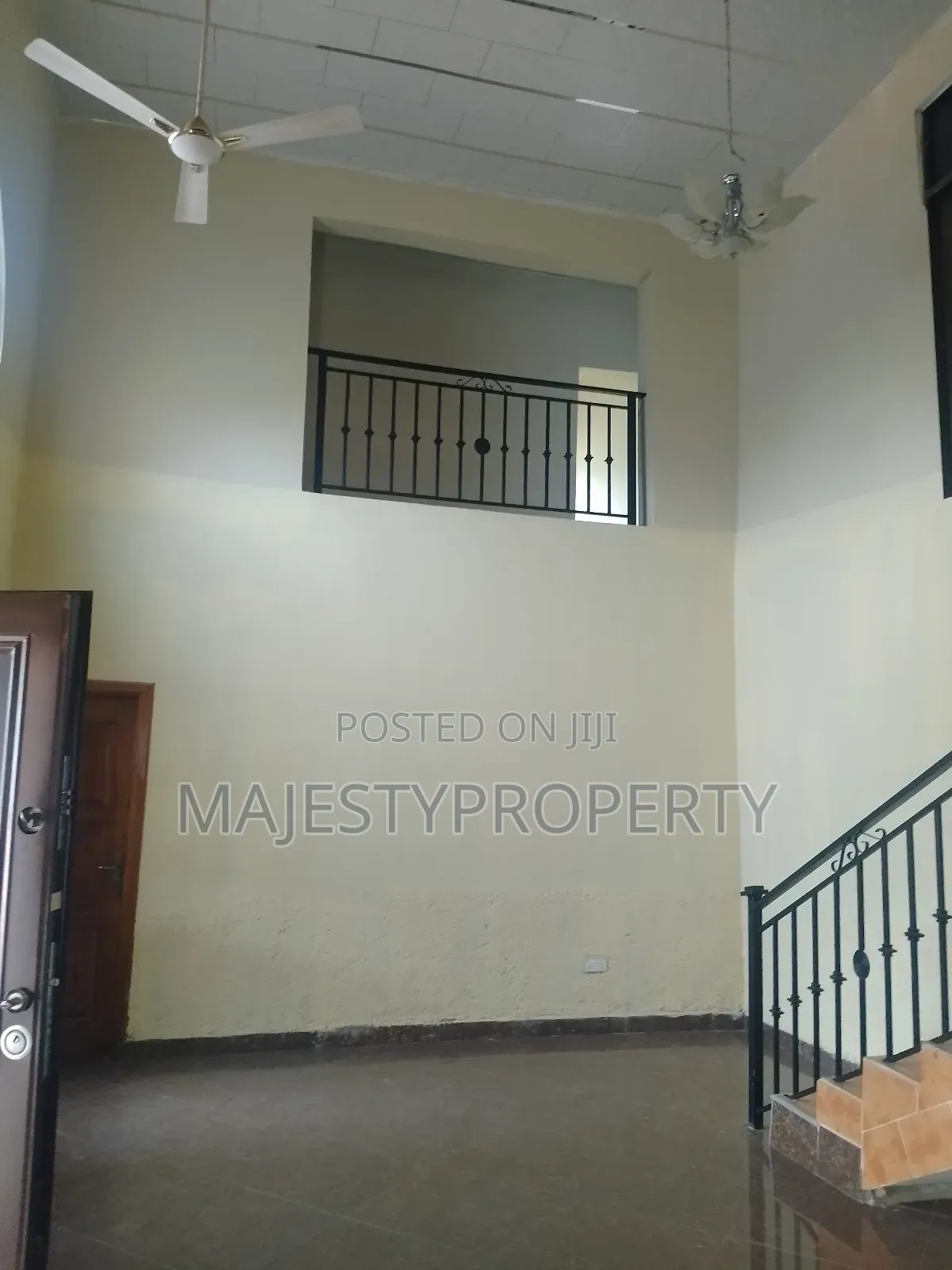 4bdrm House in Botwe, School Junction for rent