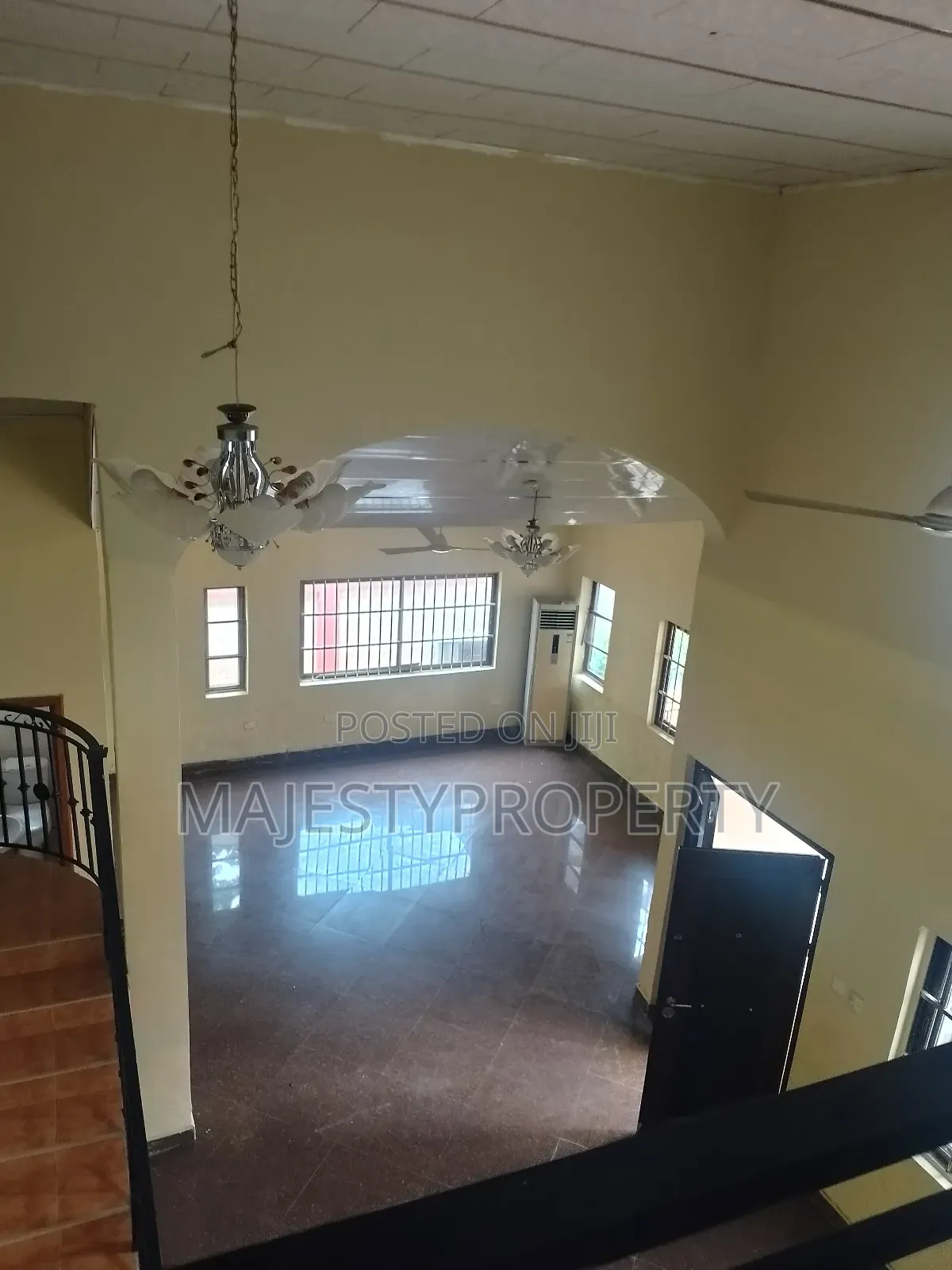 4bdrm House in Botwe, School Junction for rent