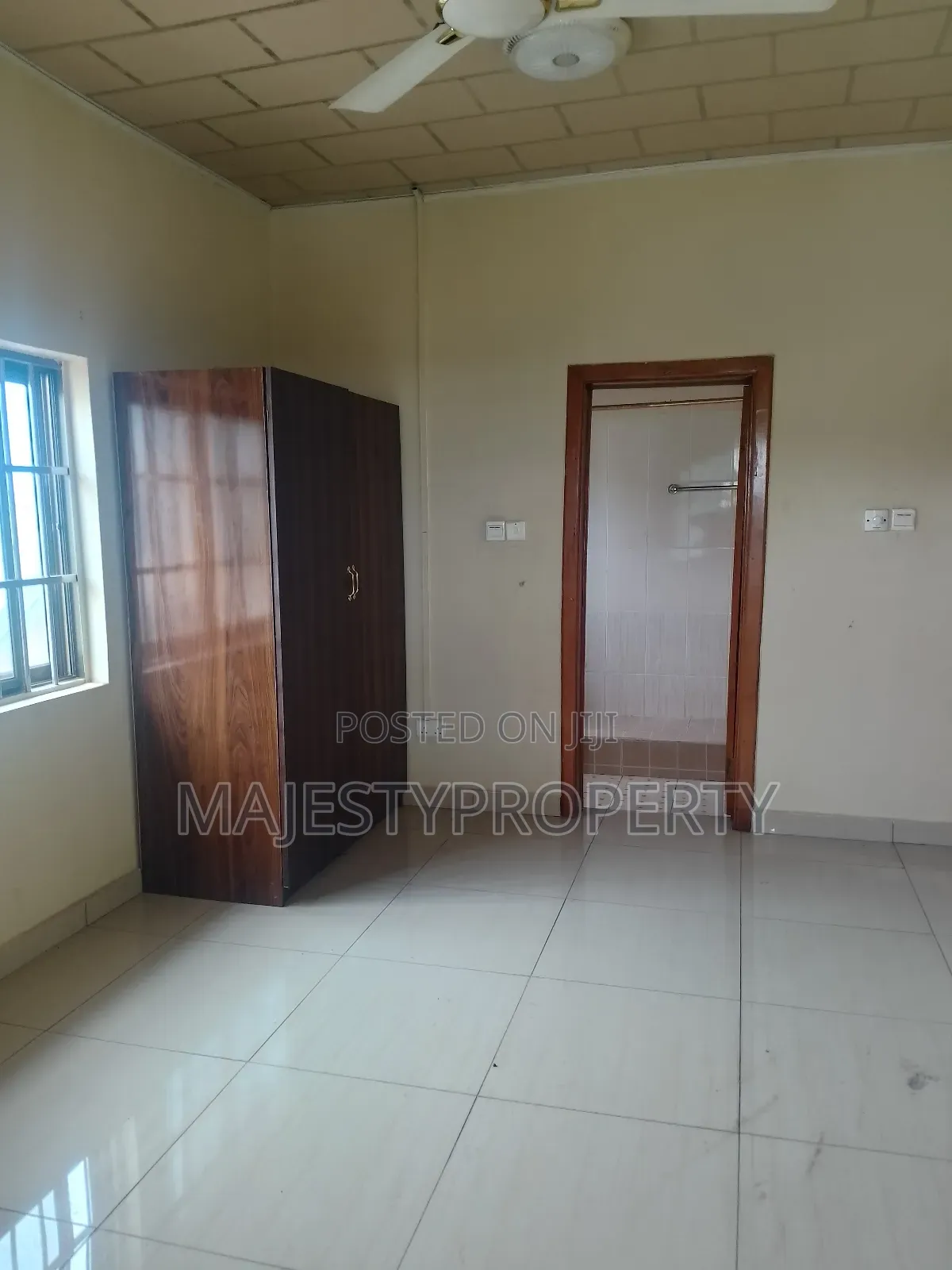 4bdrm House in Botwe, School Junction for rent