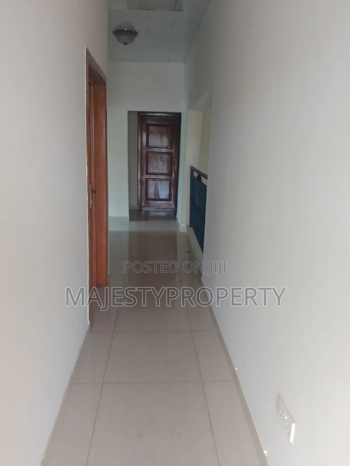 4bdrm House in Botwe, School Junction for rent
