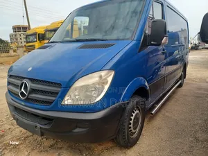Mercedes-Benz Sprinter 2012 Blue