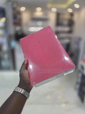 New Huawei Mate XT Ultimate Design 512 GB Red
