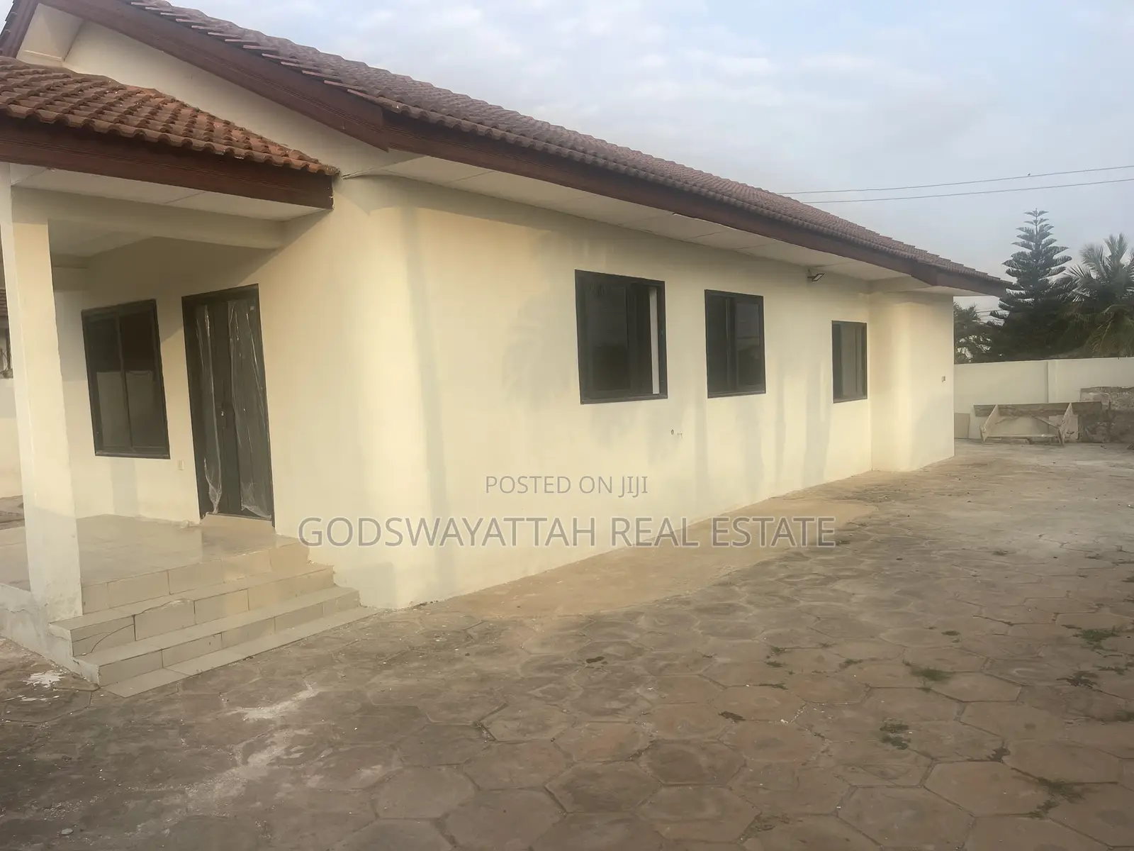 3bdrm House in East Legon, Adjiriganor for rent
