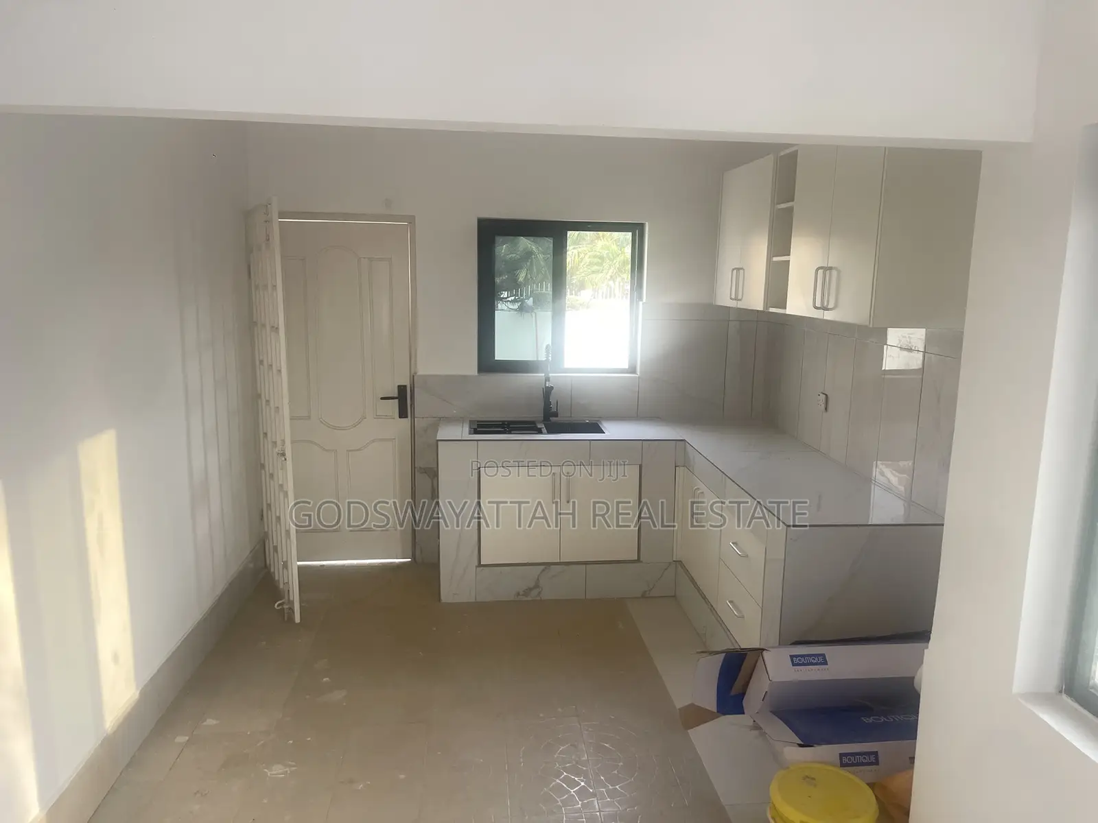 3bdrm House in East Legon, Adjiriganor for rent