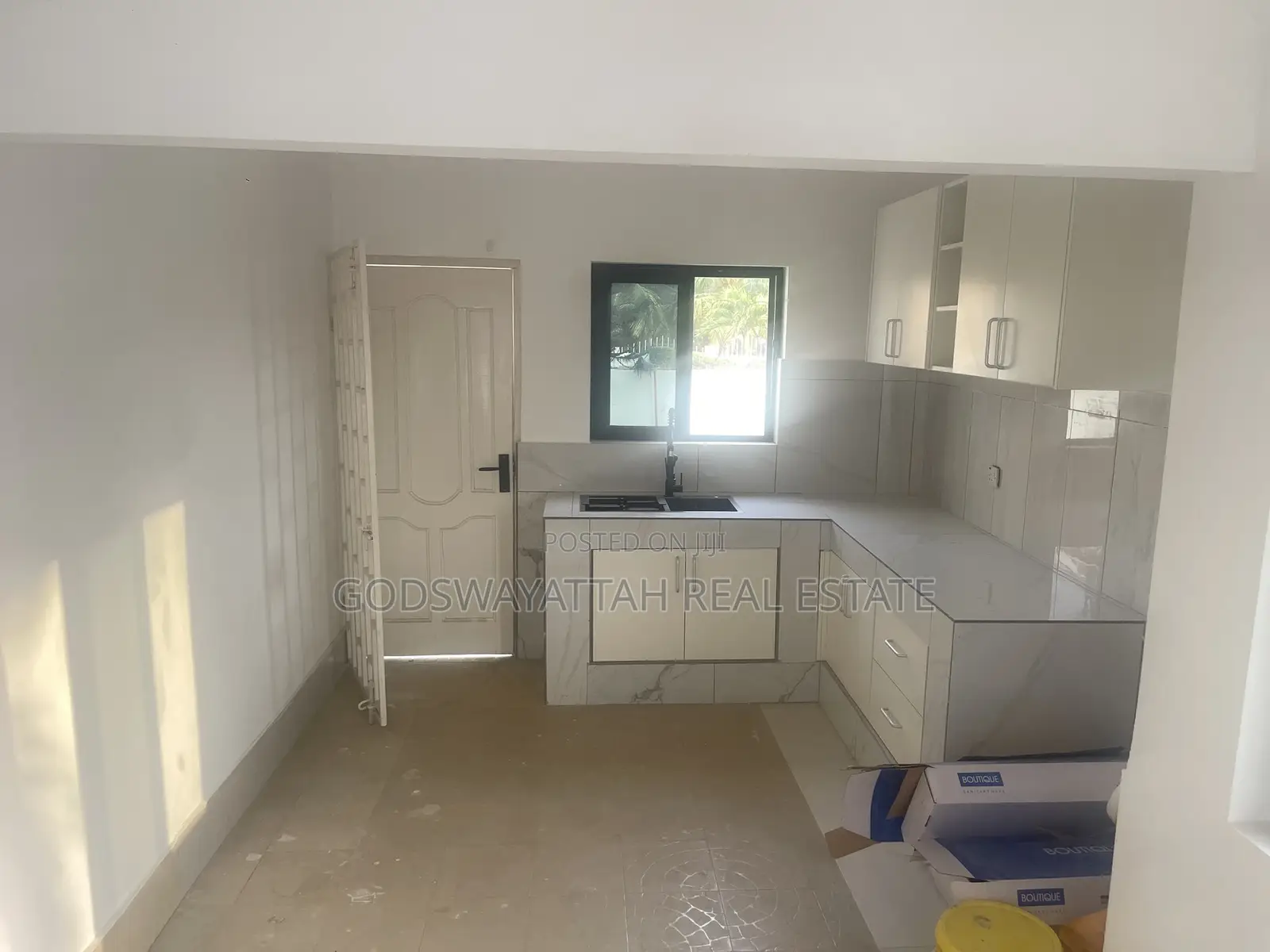 3bdrm House in East Legon, Adjiriganor for rent