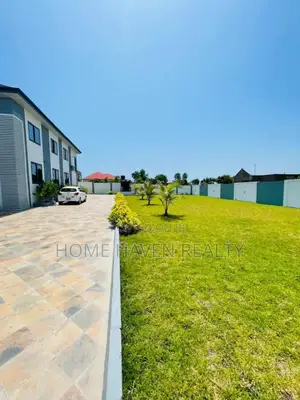 Furnished 5bdrm House in Krokrobite, Bortiano for sale