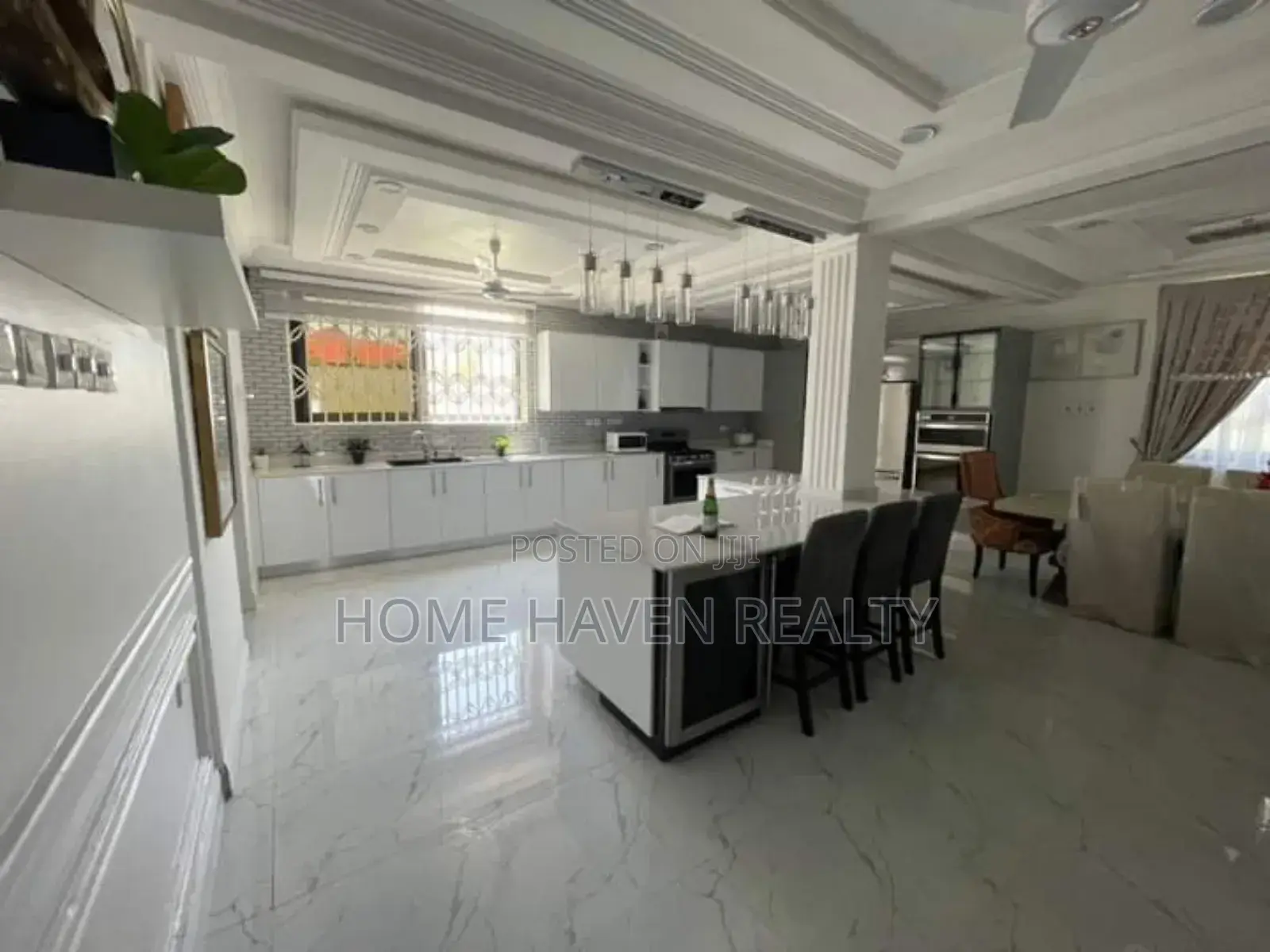 Furnished 5bdrm House in Krokrobite, Bortiano for sale