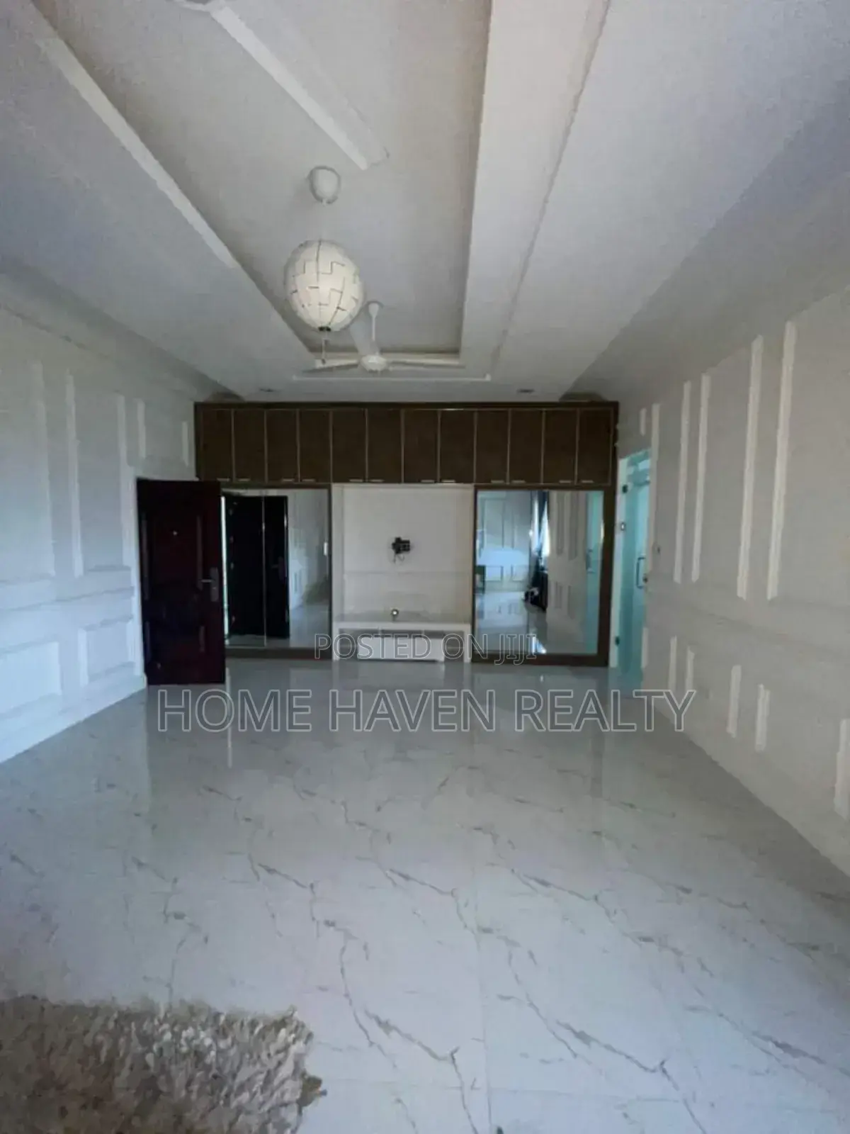 Furnished 5bdrm House in Krokrobite, Bortiano for sale