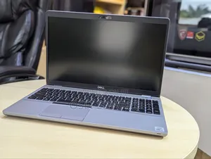 Laptop Dell Latitude 5510 16GB Intel Core I7 HDD+SSD 512GB