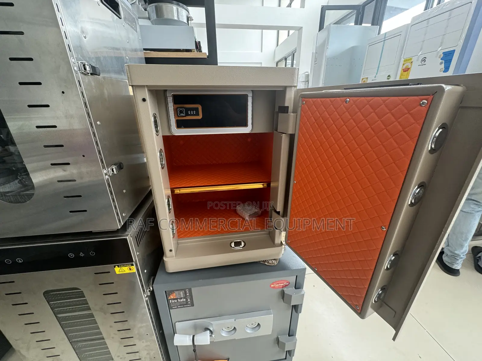 Fingerprint Money Safe