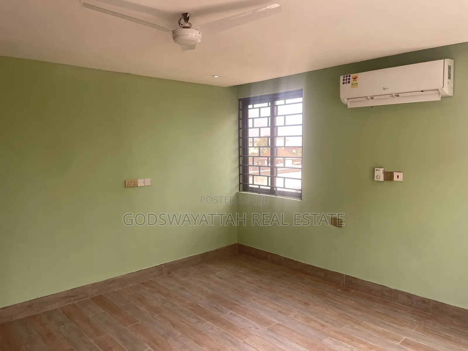 4bdrm House in East Legon, Adjiriganor for rent