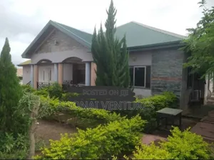 5bdrm House in Santasi Anyinam, Kumasi Metropolitan for sale