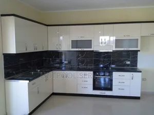 Ultra Modern Kitchen Cabinet 011