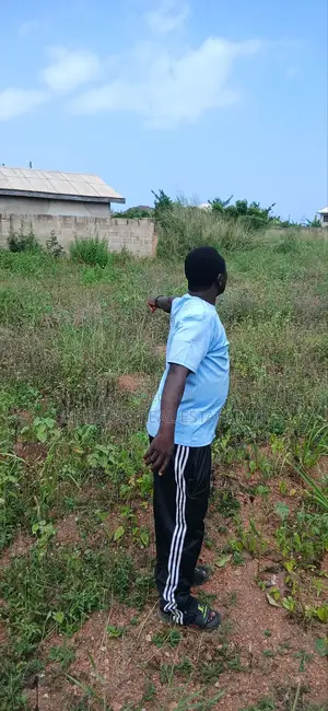 Full Plot Fenced in Kasoa Dawa Near the Sea for Dale